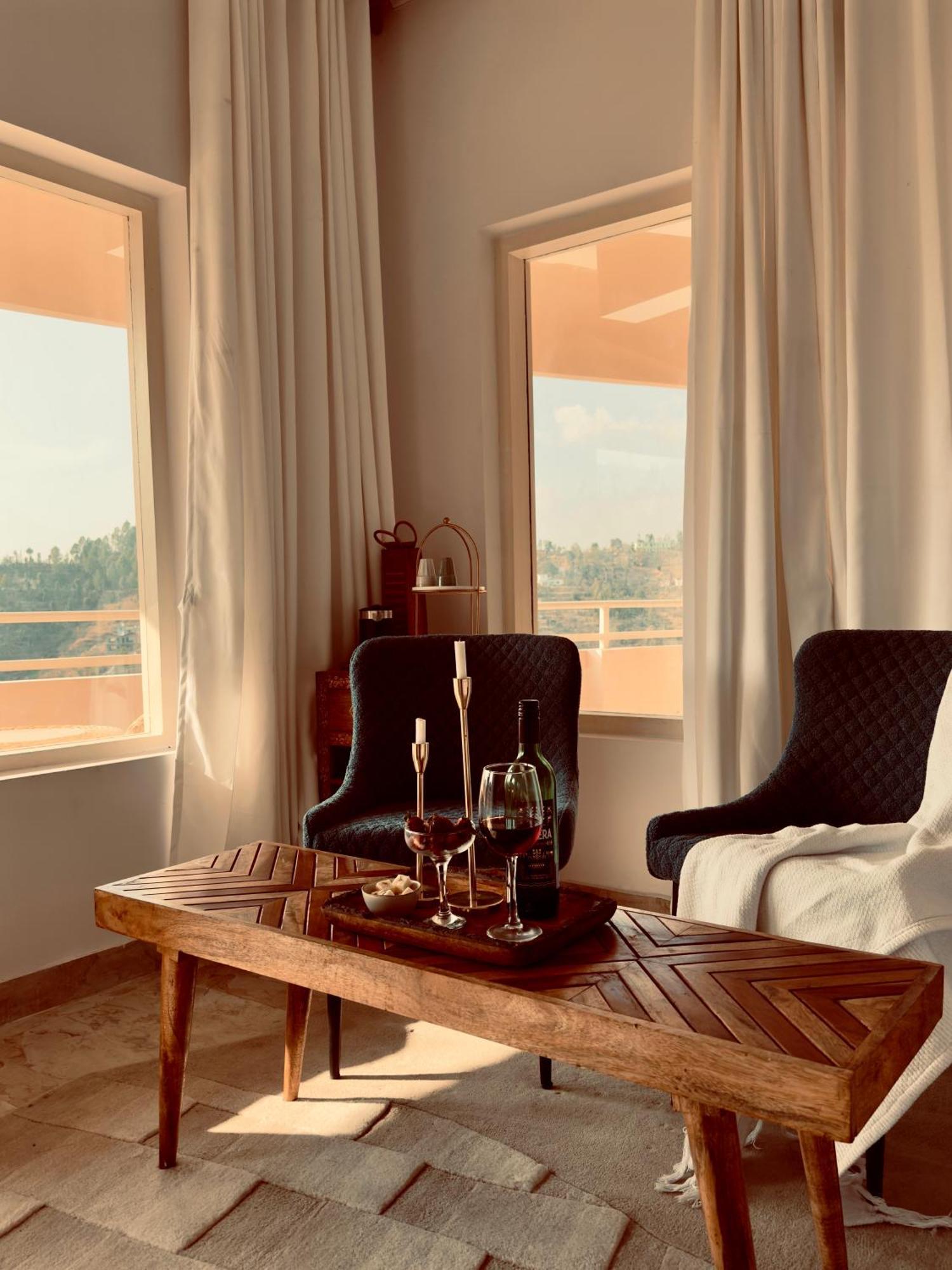 Nazaara -Thhpsociety - Mukteshwar - Witness The View From Your Bed Exterior photo